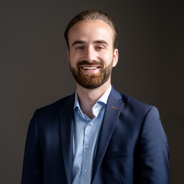 Mr. Max van de Ven